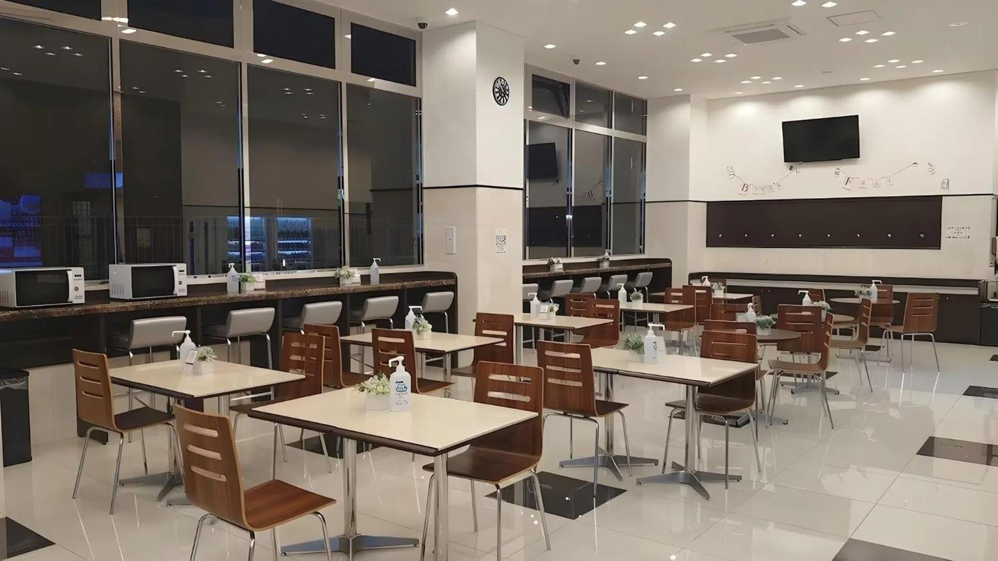 Toyoko Inn Shiki Eki Higashi Guchi Exterior foto